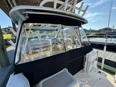 Boston Whaler 320 Vantage image