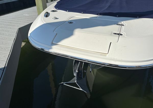 Boston Whaler 320 Vantage image
