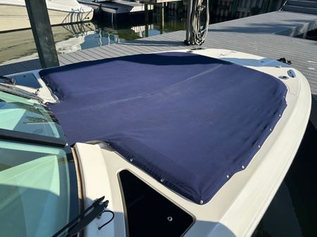 Boston Whaler 320 Vantage image