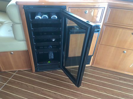 Riviera 51 Flybridge image