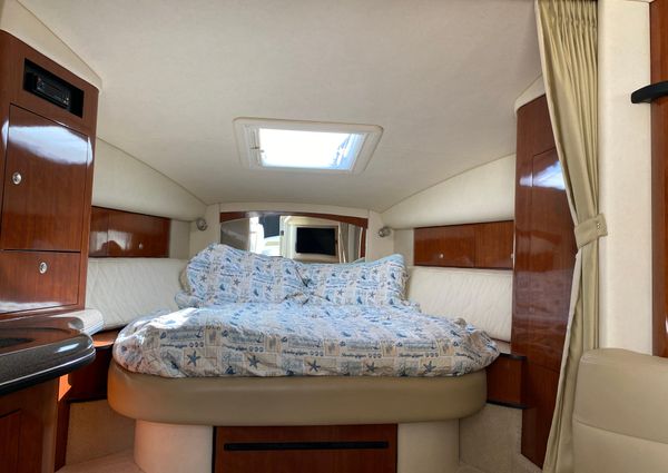 Sea Ray 320 Sundancer image