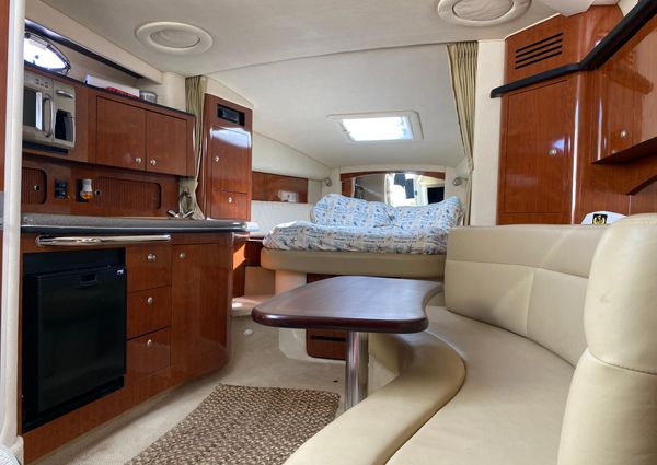 Sea Ray 320 Sundancer image