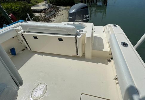 Cobia 256 Center Console image