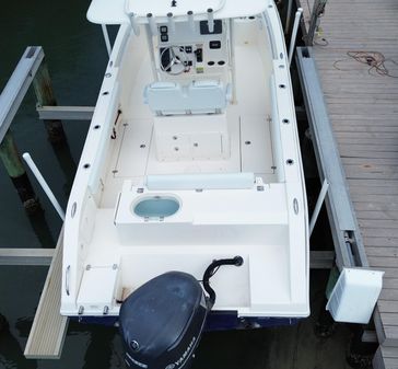 Cobia 256 Center Console image