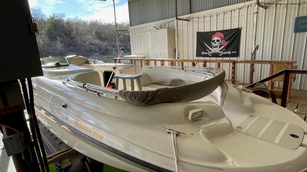 Chaparral 252 Sunesta