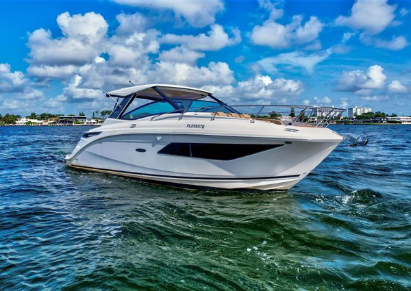 Sea Ray Sundancer 320 image