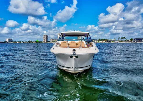 Sea Ray Sundancer 320 image