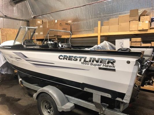 Crestliner 1850 Super Hawk - main image