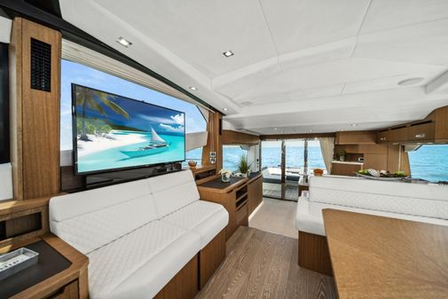 Galeon 56Sky image