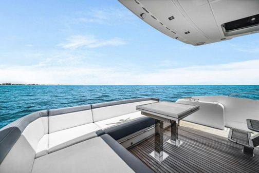 Galeon 56Sky image