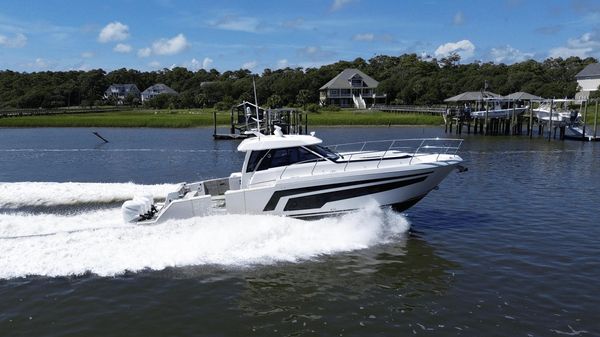 Ocean Alexander 45 Divergence Coupe