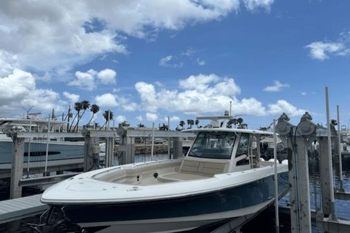 Boston Whaler 380 Outrage image