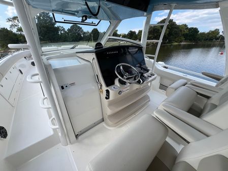 Boston Whaler 420 Outrage image