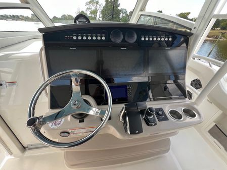 Boston Whaler 420 Outrage image