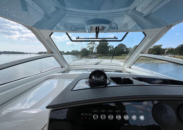 Boston Whaler 420 Outrage image