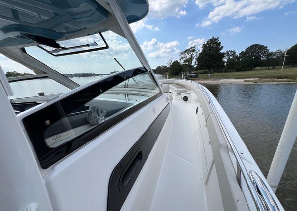 Boston Whaler 420 Outrage image