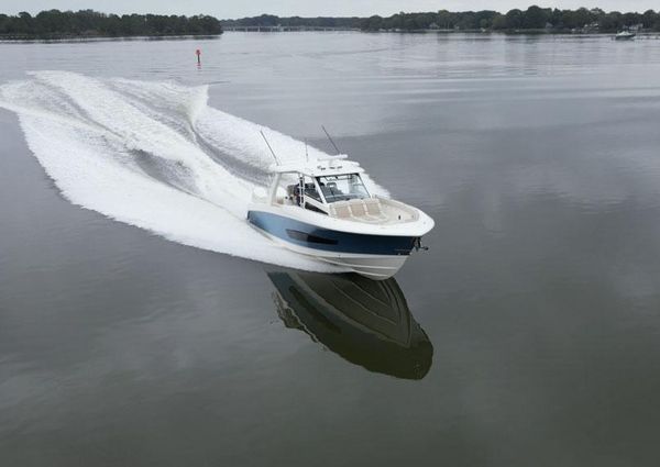 Boston Whaler 420 Outrage image