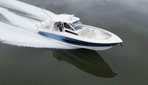 Boston Whaler 420 Outrage image