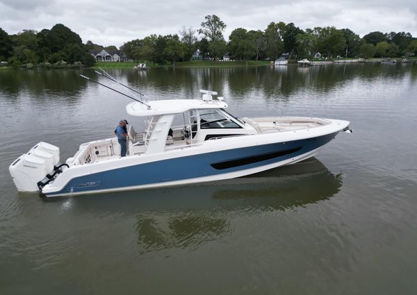 Boston Whaler 420 Outrage image