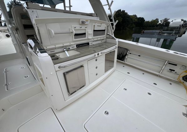 Boston Whaler 420 Outrage image