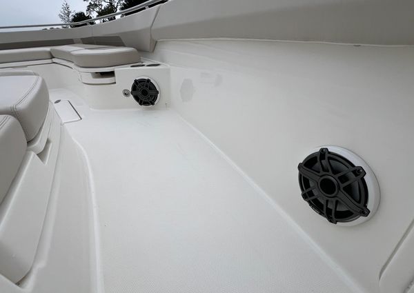 Boston Whaler 420 Outrage image