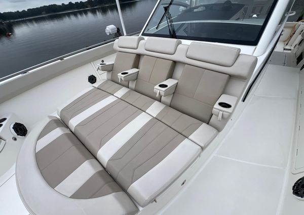 Boston Whaler 420 Outrage image