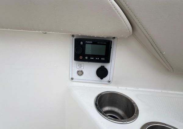 Boston Whaler 420 Outrage image