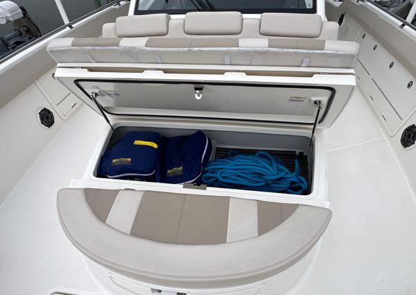 Boston Whaler 420 Outrage image