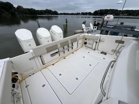 Boston Whaler 420 Outrage image