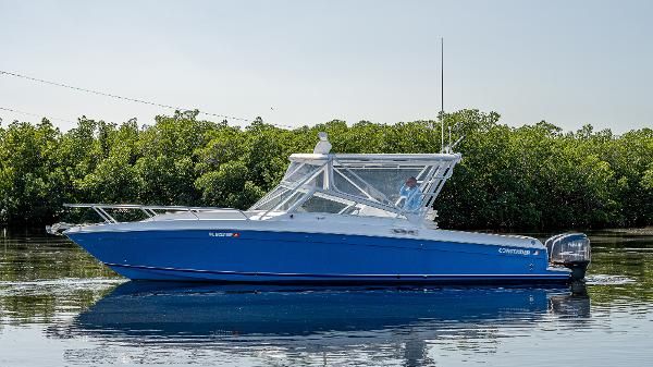 Contender 35 Side Console
