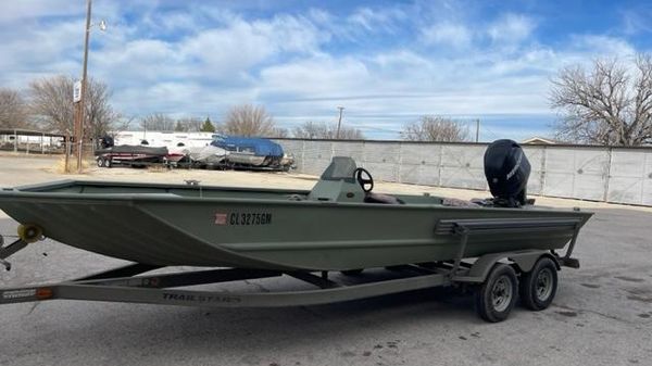 Tracker GRIZZLY 2072 SC