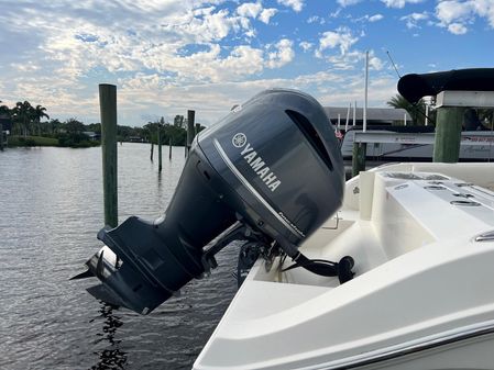 Cobia 237 Center Console image