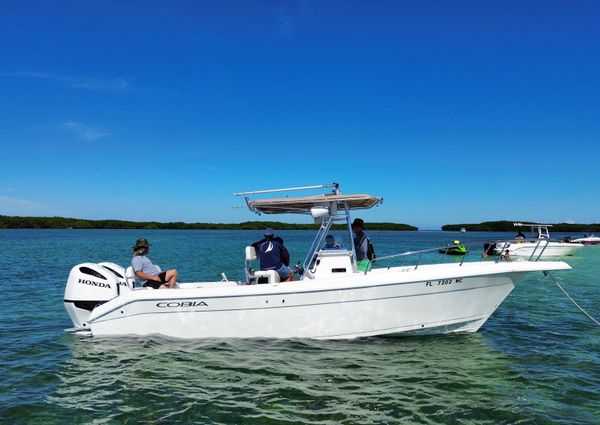 Cobia 274 Center Console image