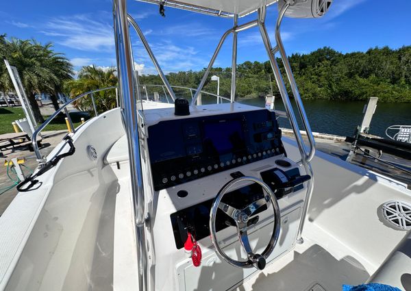 Cobia 274 Center Console image