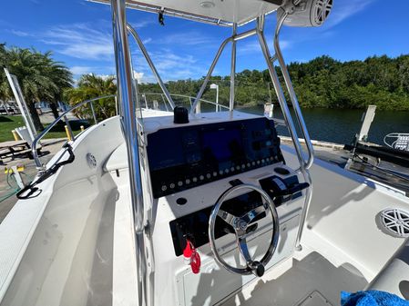 Cobia 274 Center Console image