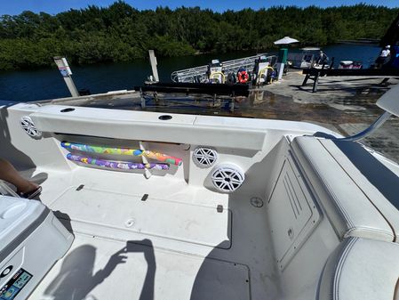 Cobia 274 Center Console image