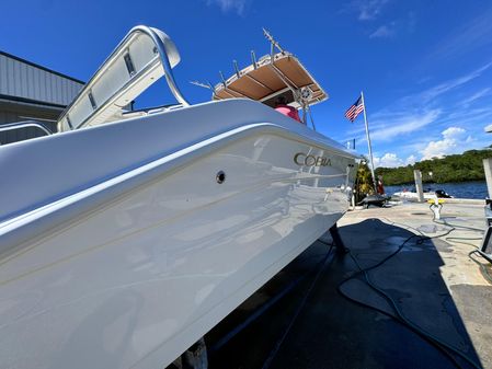 Cobia 274 Center Console image