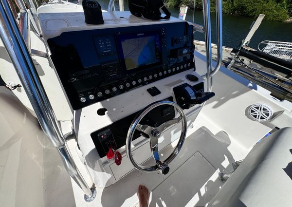 Cobia 274 Center Console image