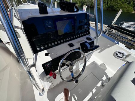 Cobia 274 Center Console image