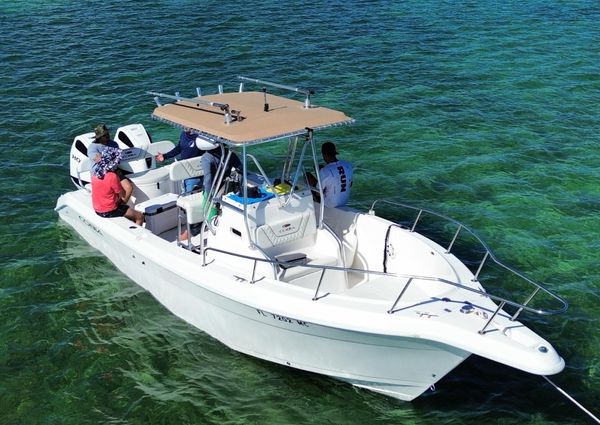 Cobia 274 Center Console image