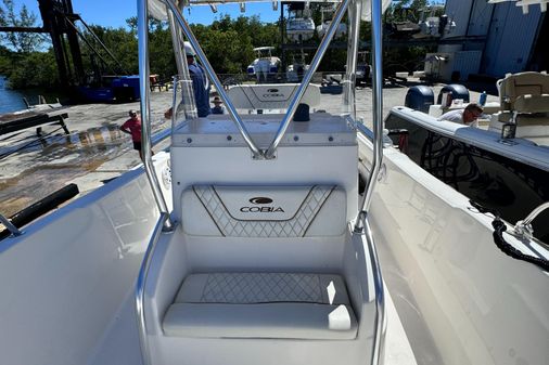 Cobia 274 Center Console image