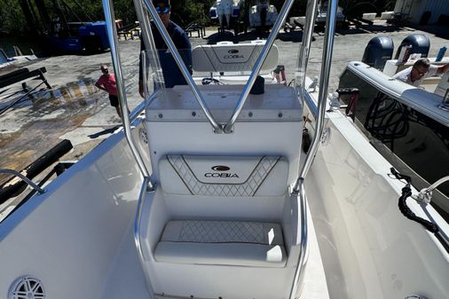 Cobia 274 Center Console image