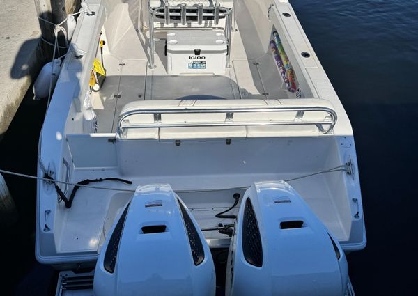 Cobia 274 Center Console image