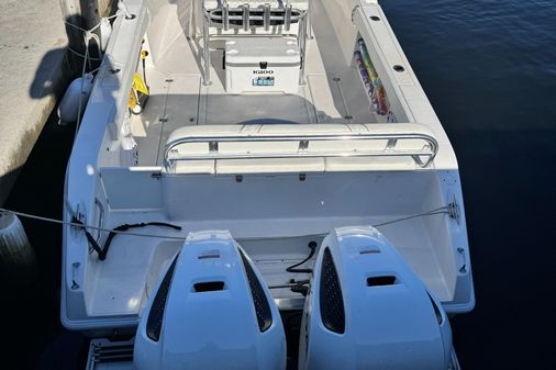 Cobia 274 Center Console image