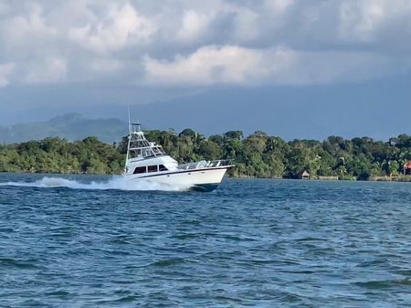 Hatteras 50 Convertible image