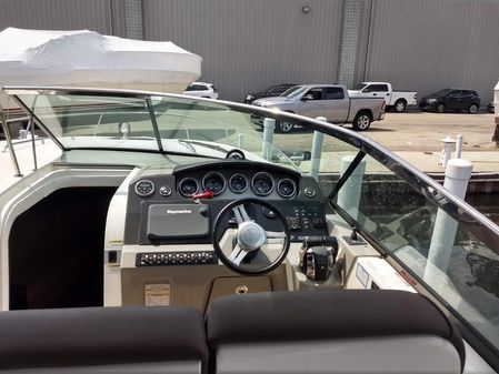 Sea Ray 370 Venture image