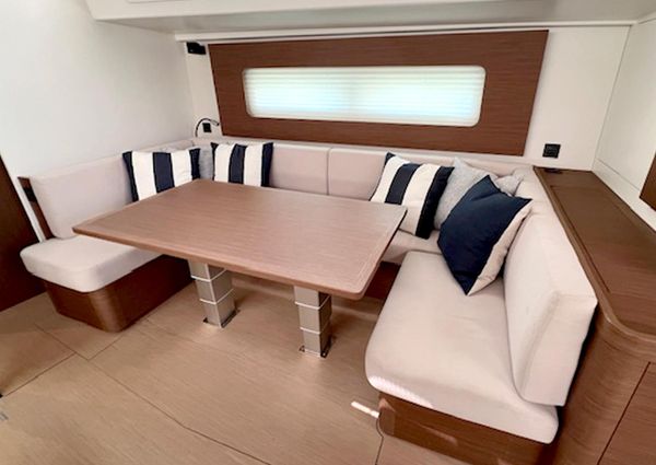 Beneteau OCEANIS-YACHT-54 image