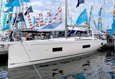 Beneteau OCEANIS-YACHT-54 image