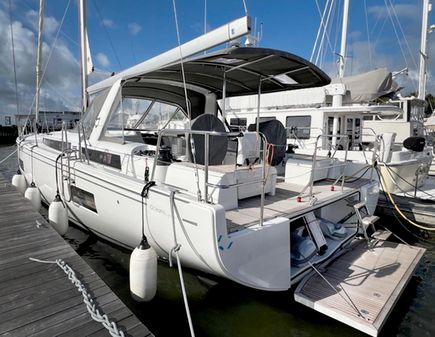 Beneteau OCEANIS-YACHT-54 image