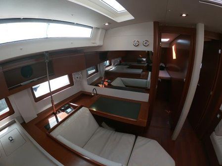 Beneteau Oceanis 51.1 image